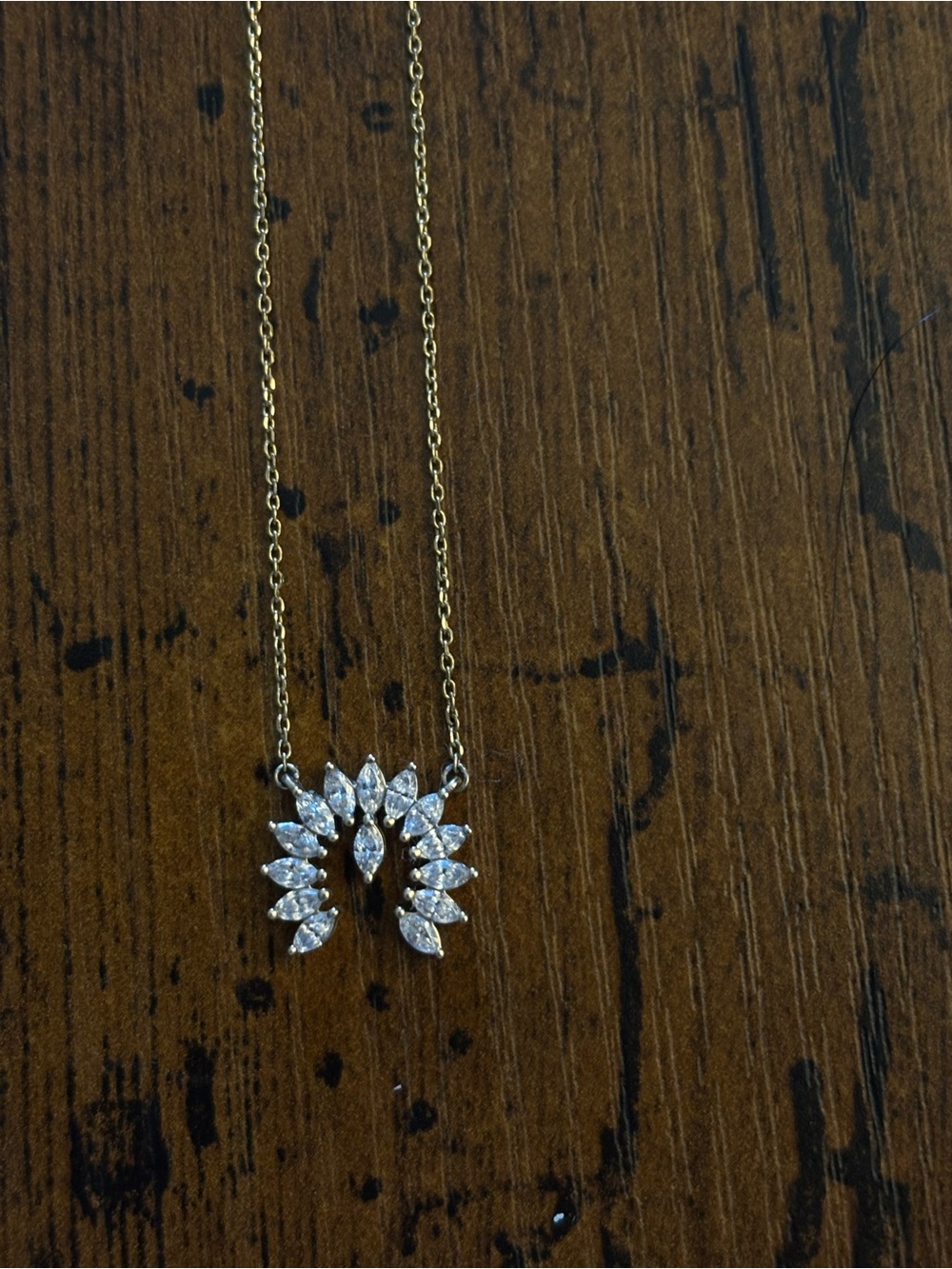 Solid 14k gold and diamond naja western necklace - Picture 7 of 8